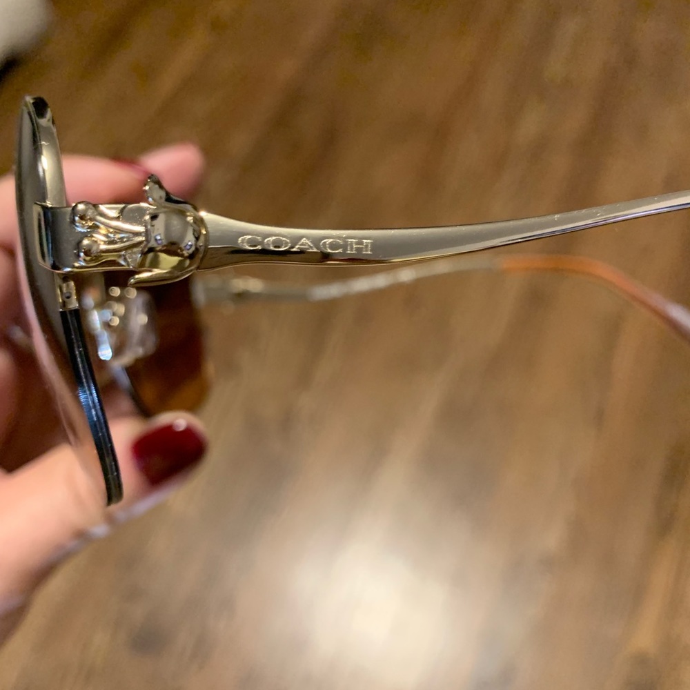Coach sunglasses - Picture 2 of 3